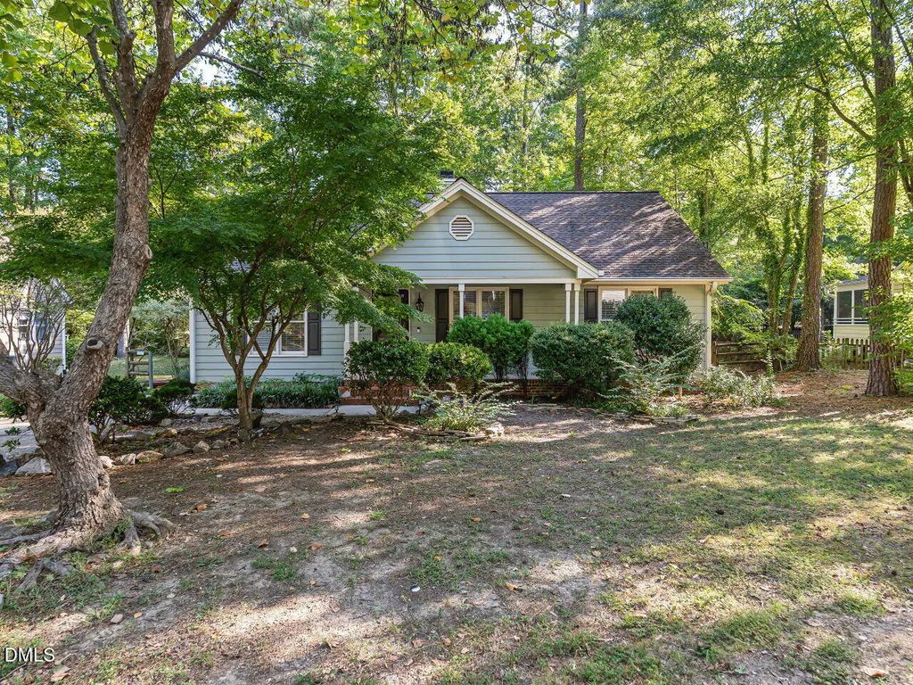 108 Carrousel Lane, Cary