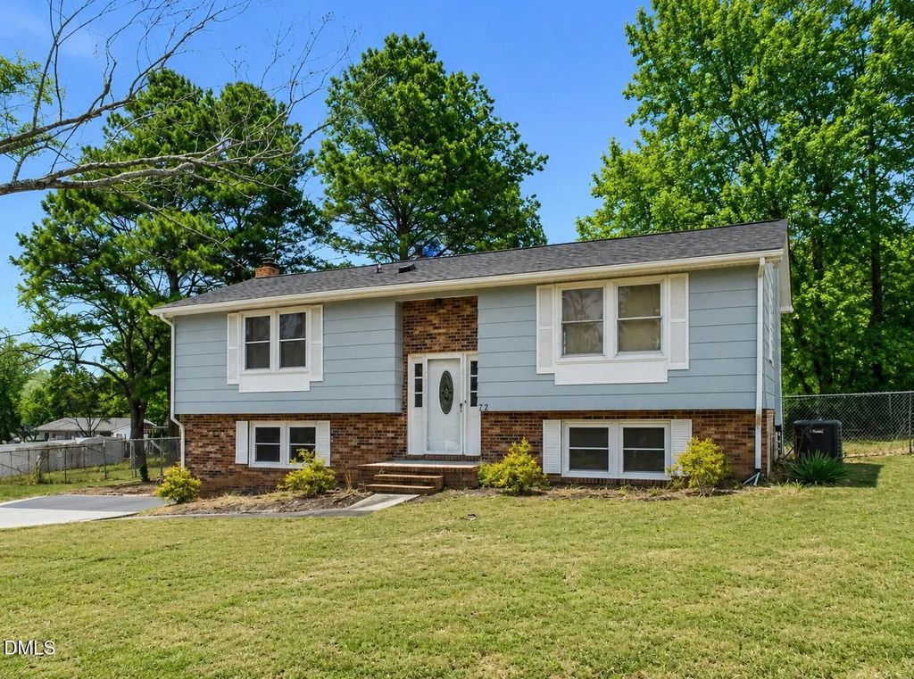 72 Edgemont Avenue, Roxboro