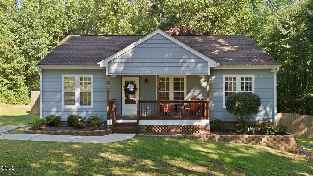 621 Whitetail Lane, Clayton