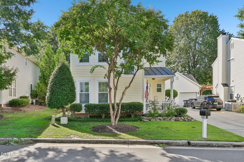 1124 Silky Dogwood Trail, Apex