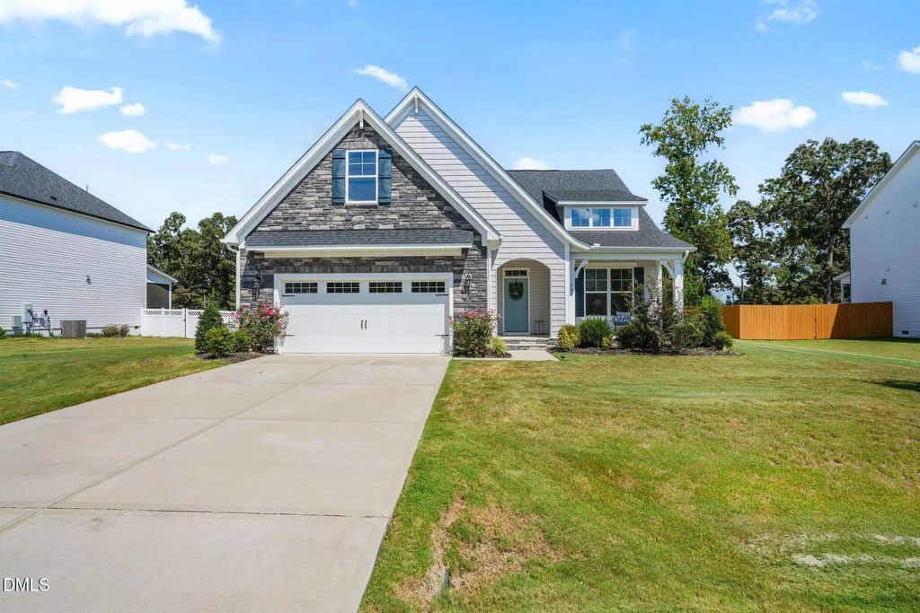 205 Morningside Lane, Angier
