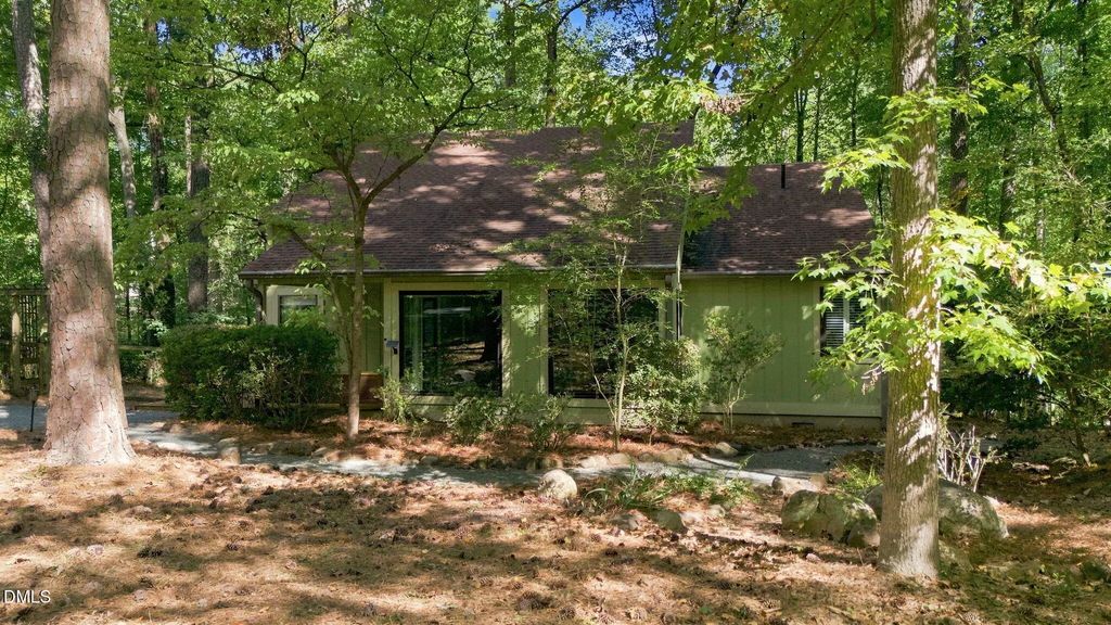 50 Trestle Leaf, Pittsboro