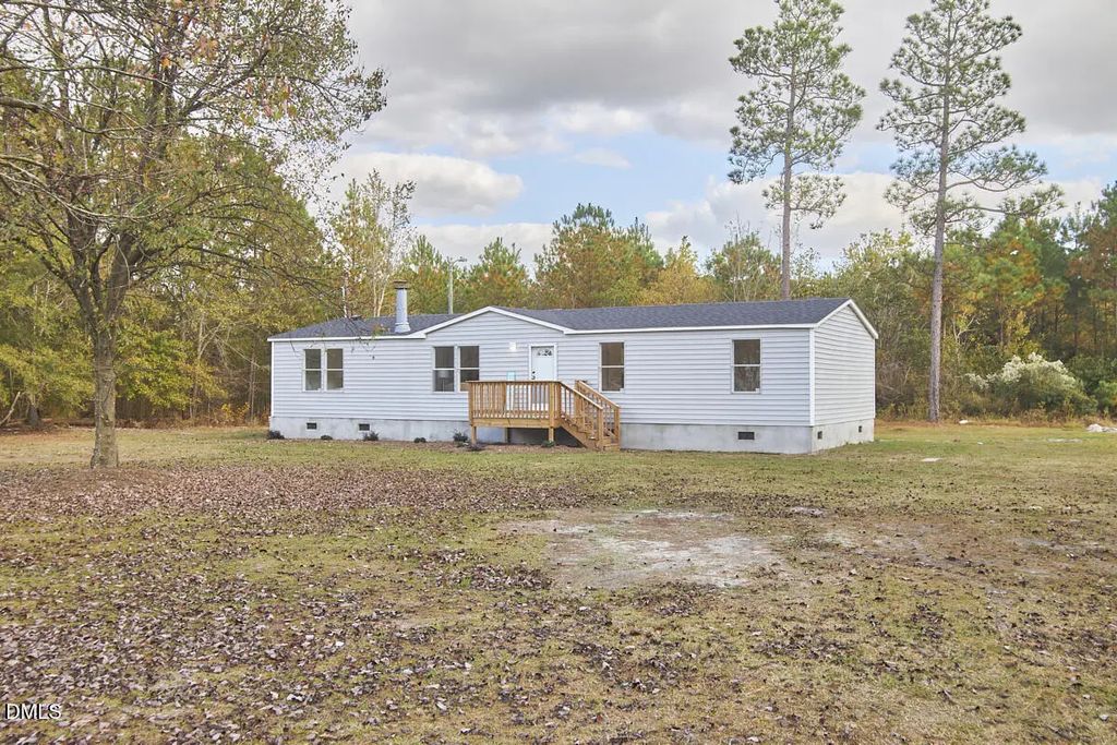 125 Harley Lane, Dunn
