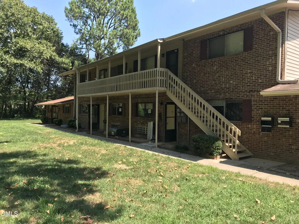 130 S Estes Drive B12, Chapel Hill