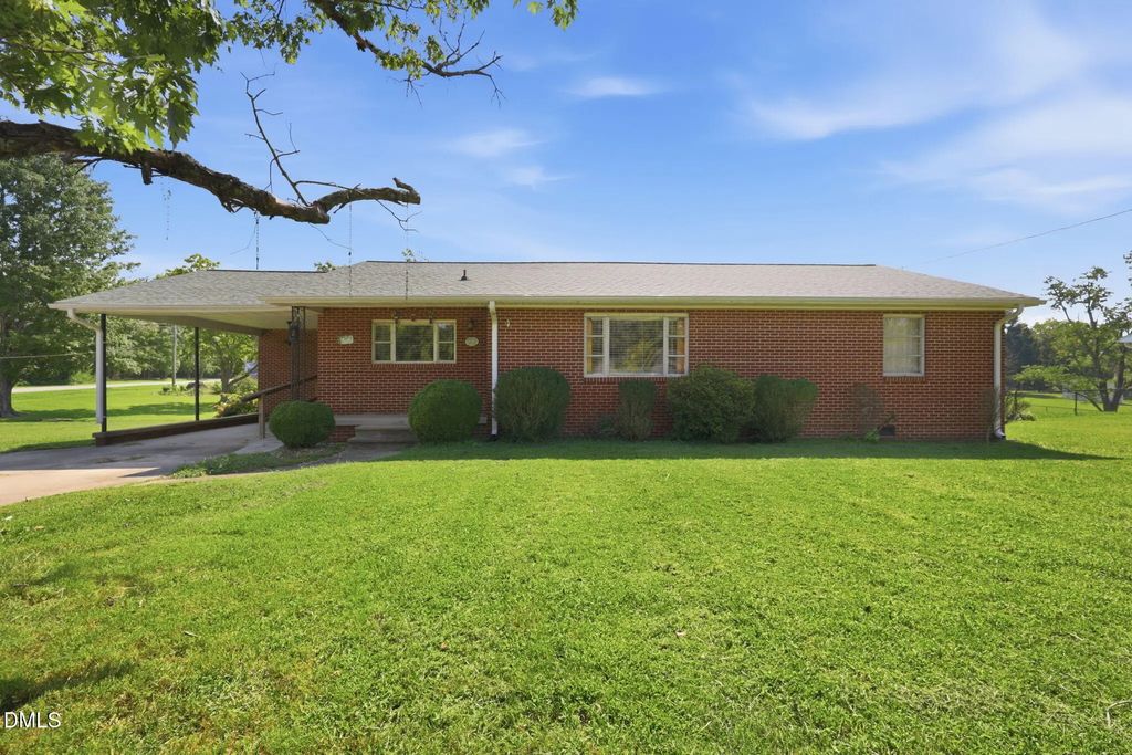 1700 Parham Drive, Graham