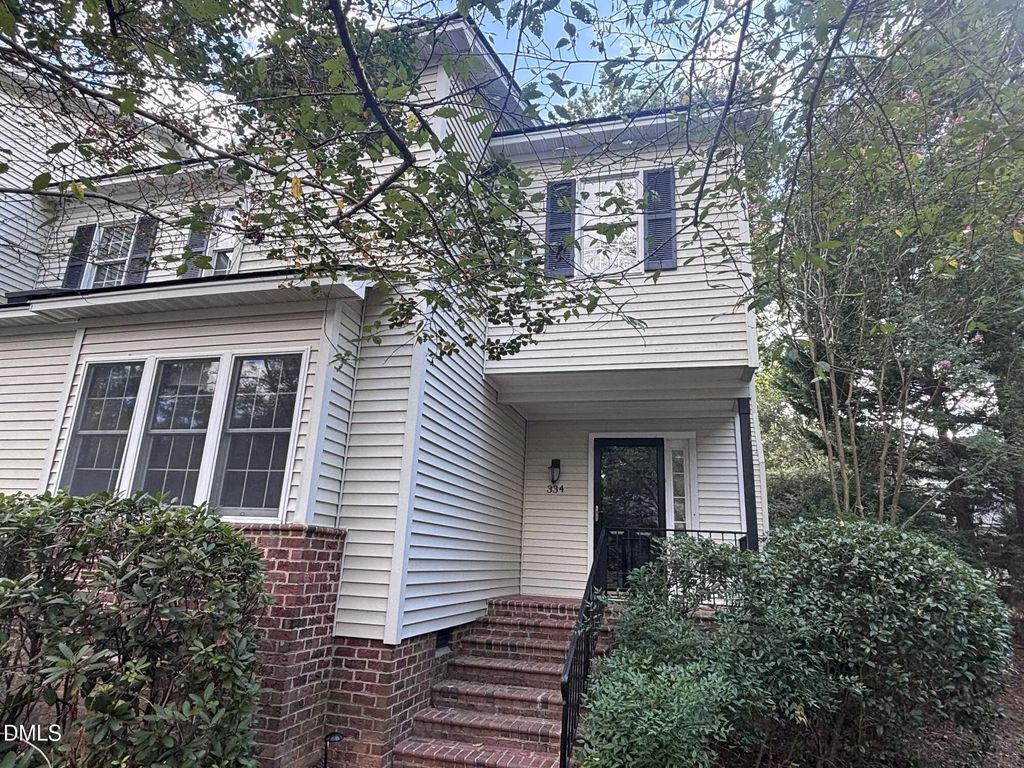 334 Whisperwood Close, Pittsboro