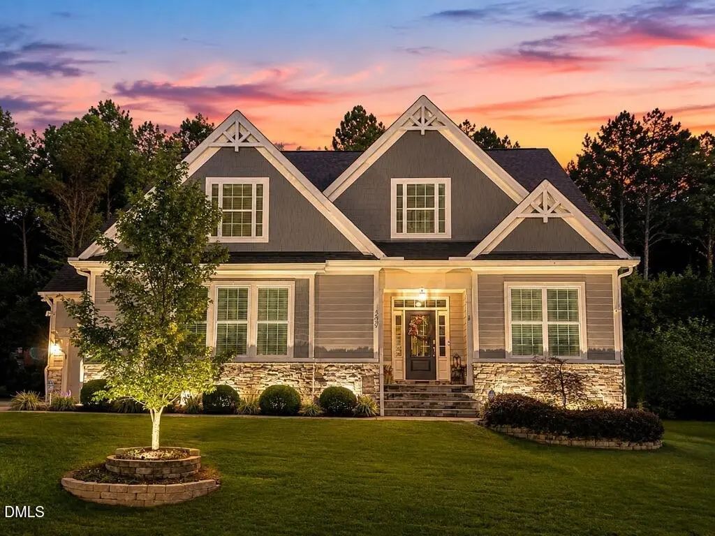 209 Old Ballentine Way, Holly Springs