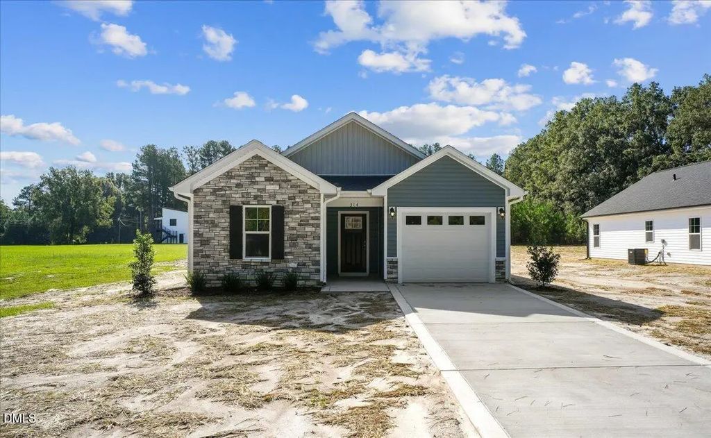 314 E Howard Street, Roseboro