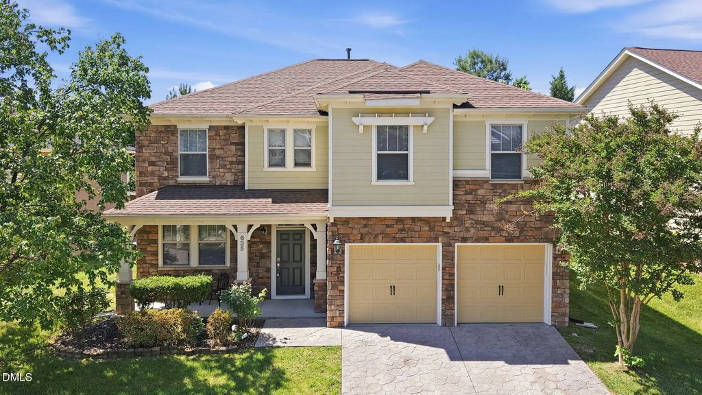 635 Piper Stream Circle, Cary