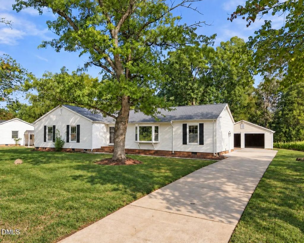 403 Rippling Stream Road, Durham