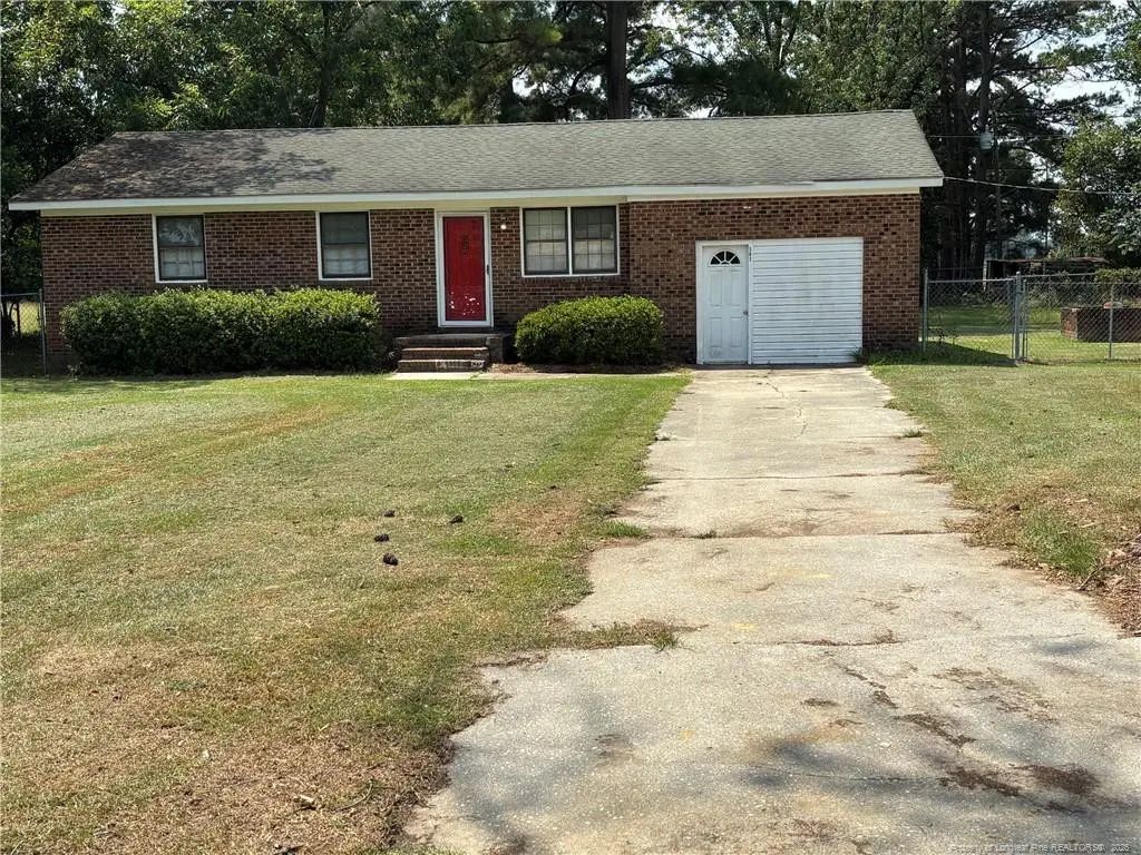 501 Rosewood Drive, Fairmont