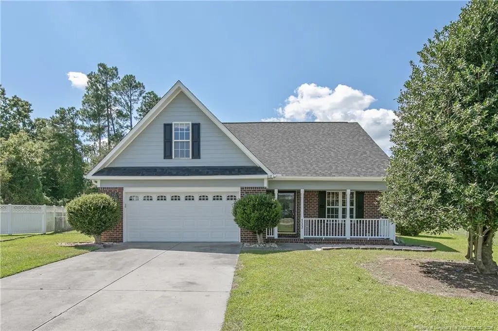 112 Nesting Lane, Raeford