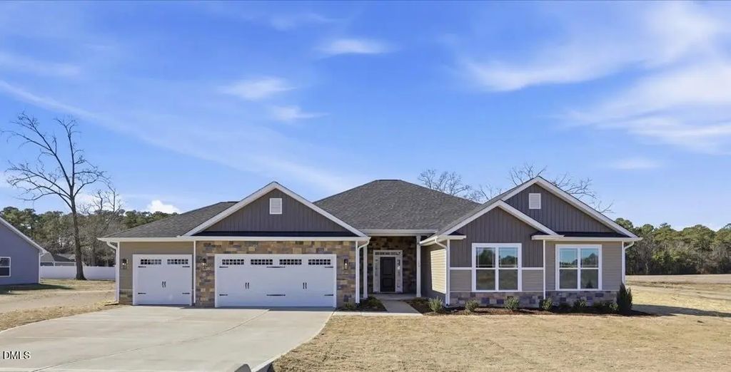 94 Deep Blue Trail, Middlesex