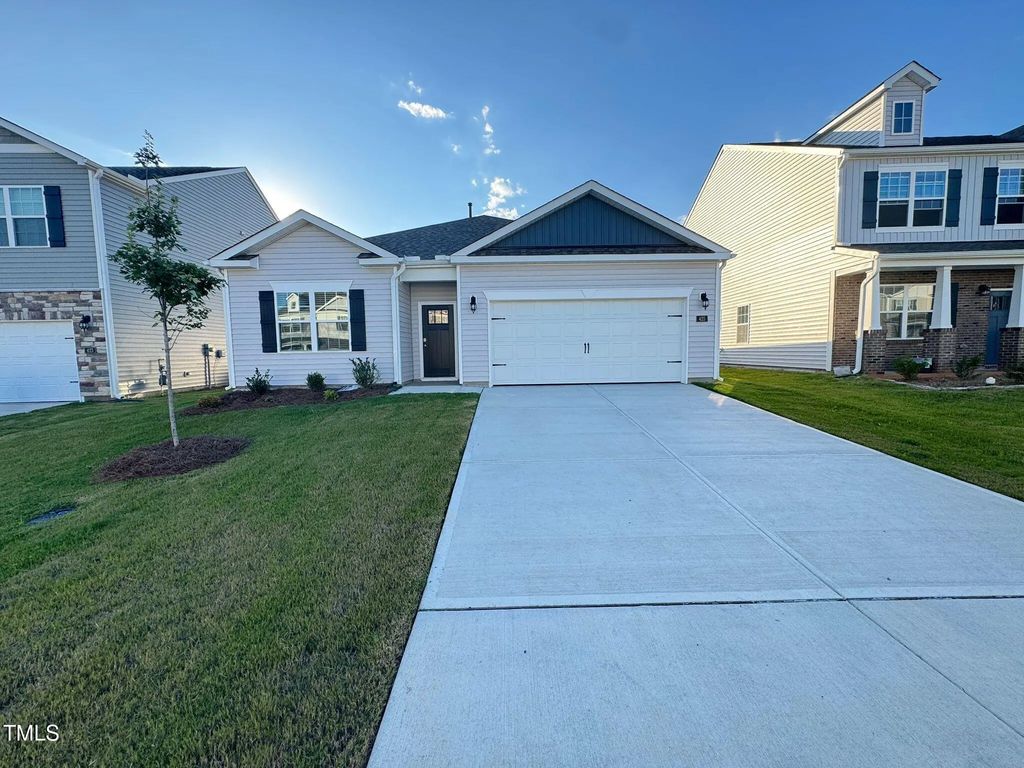 425 Ashley Run, Sanford