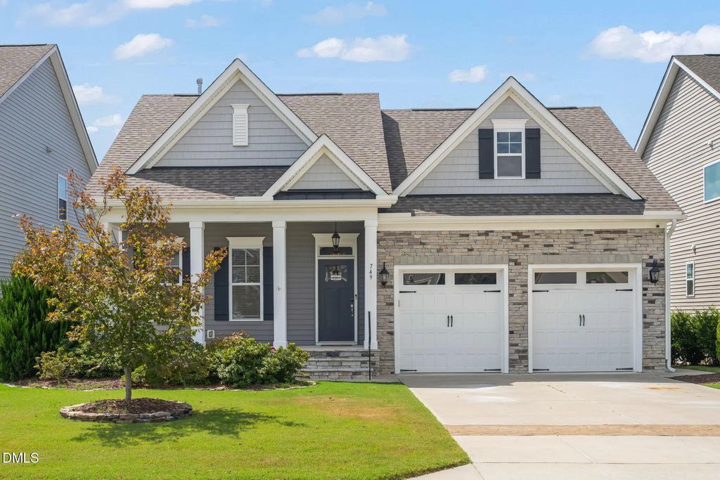 749 Strathwood Way, Rolesville