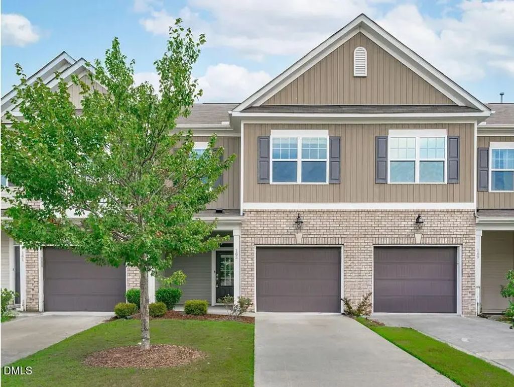 165 Durants Neck Lane, Morrisville