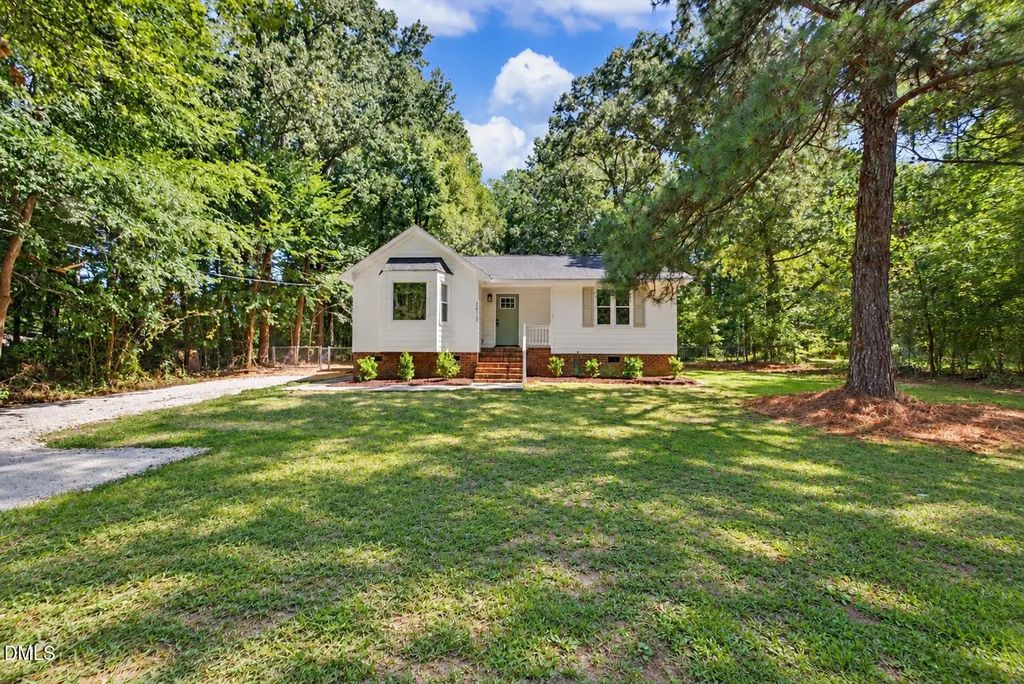 2612 Edgemont Road, Wendell