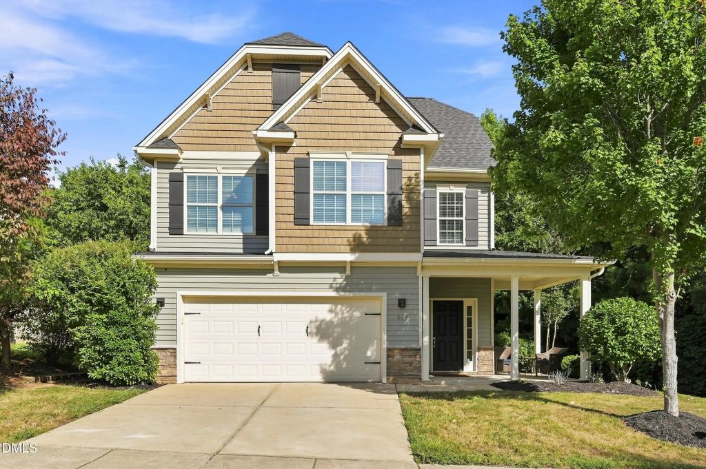 864 Red Oak Tree Drive, Fuquay Varina