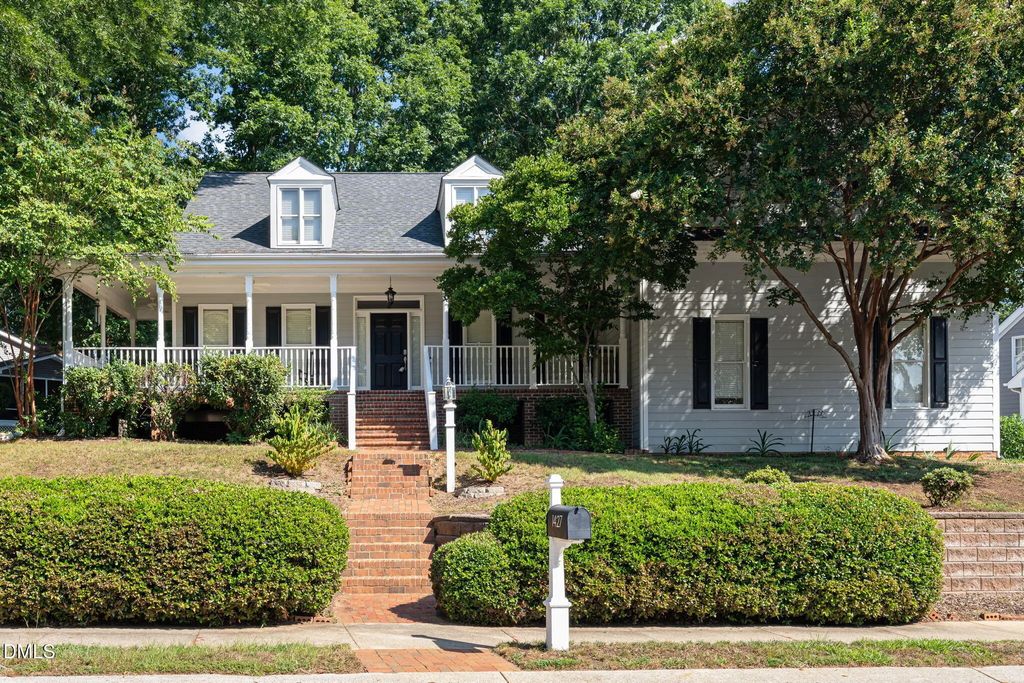 1427 Moosecreek Drive, Raleigh