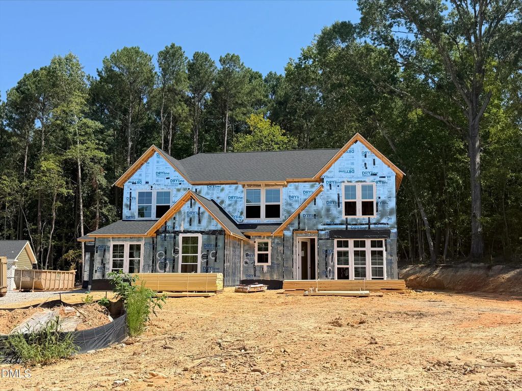 26 Ogden Circle, Clayton