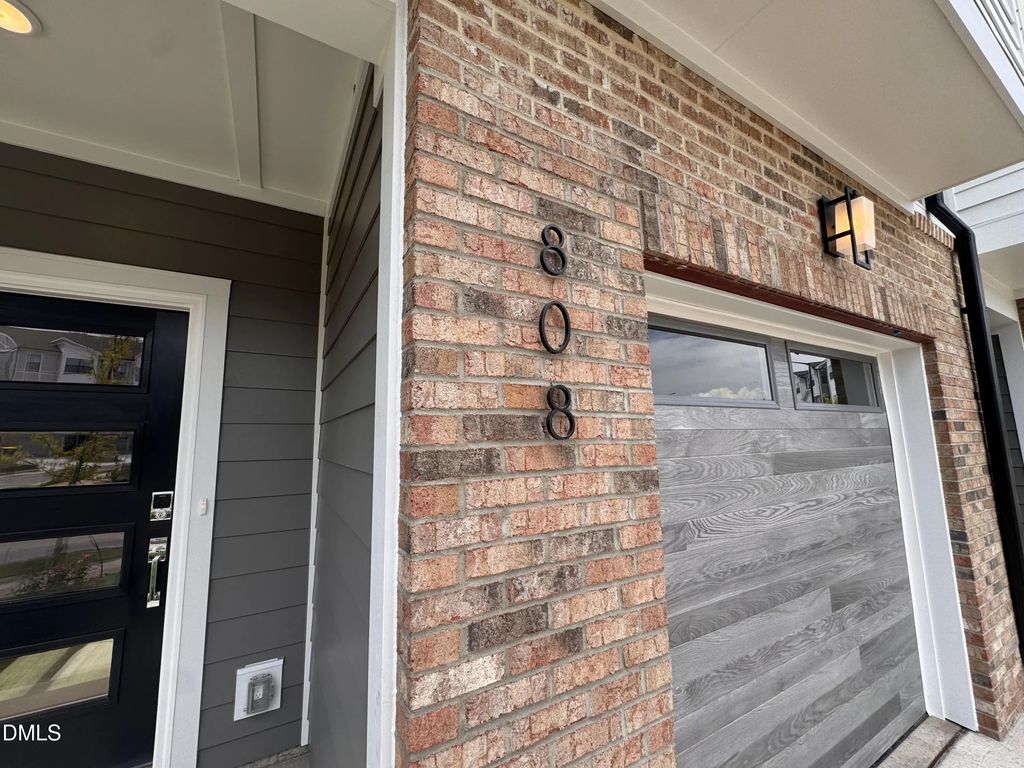 808 Portia Way, Morrisville