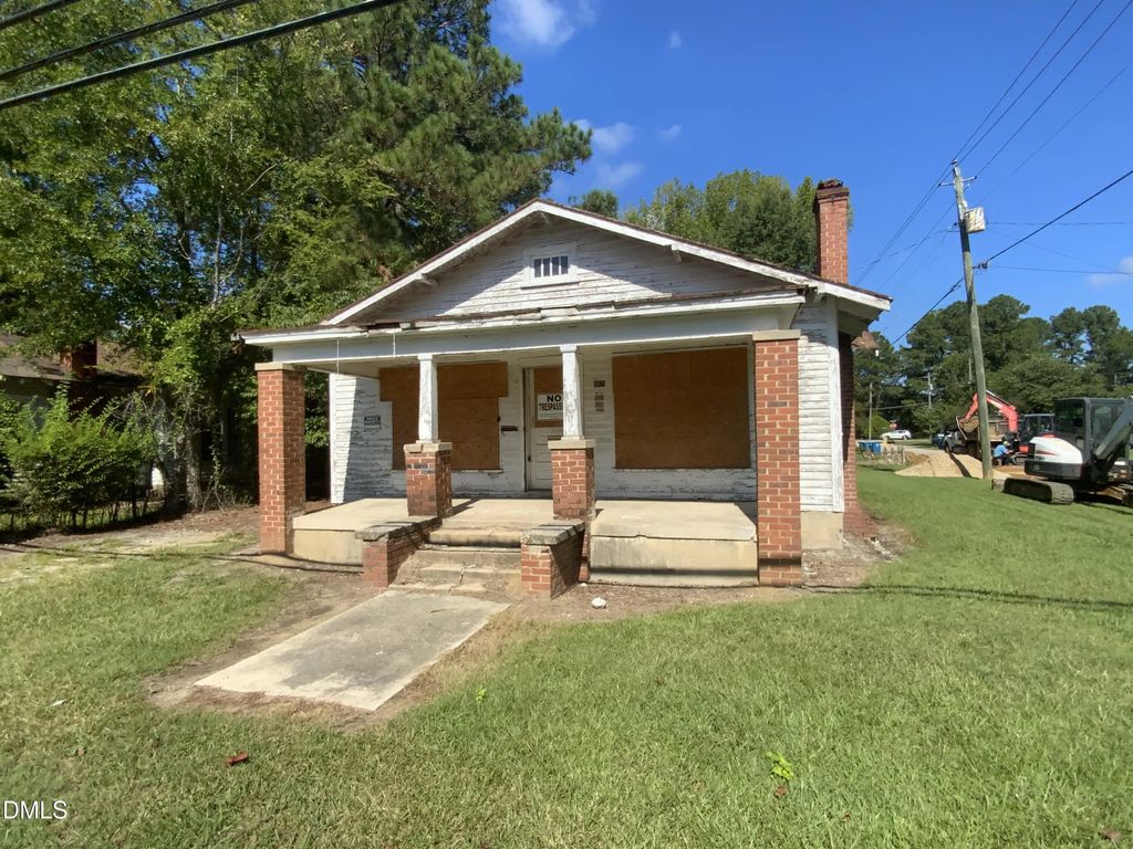 411 N Magnolia Avenue, Dunn