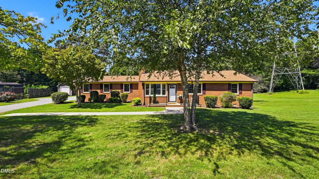 130 Circle Drive, Haw River