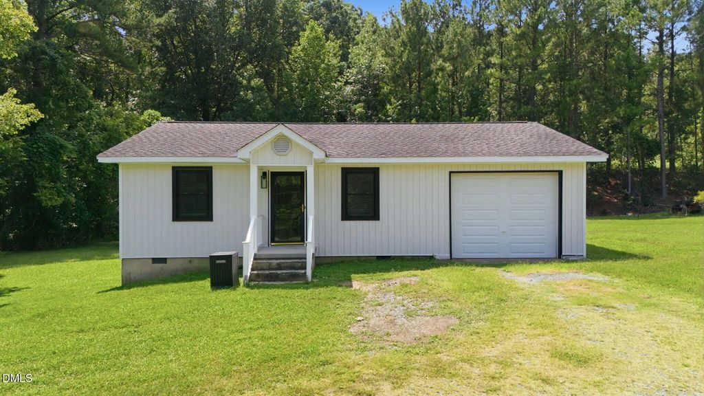 1538 Clearwater Lake Road, Chapel Hill