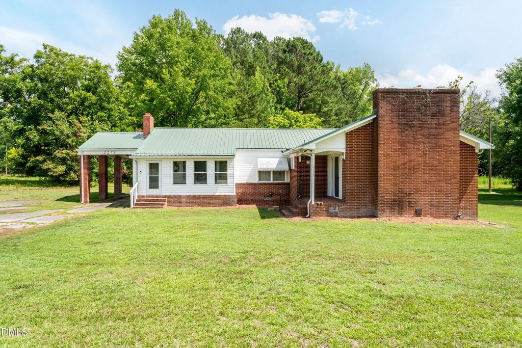 2278 White Level Road, Louisburg