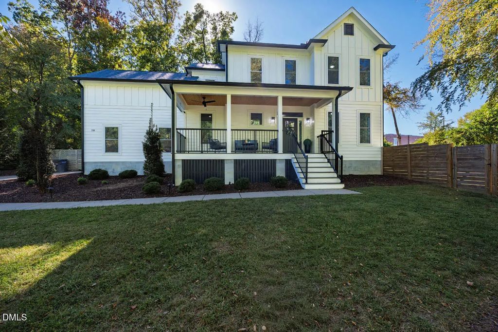 116 The Hollow, Chapel Hill