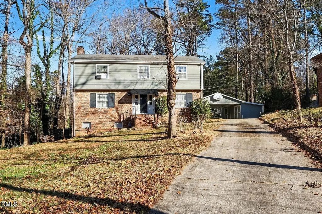 3704 Pembrook Place, Raleigh
