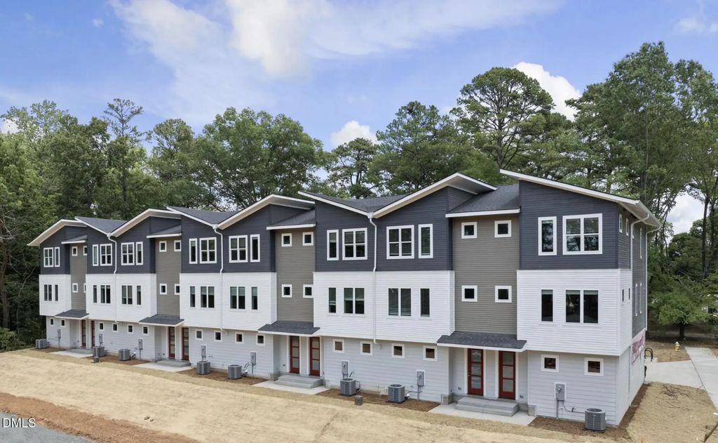 4204 Reavis Road, Raleigh