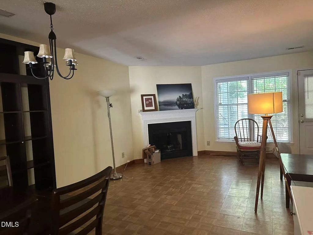 224 Saint Andrews Lane, Chapel Hill
