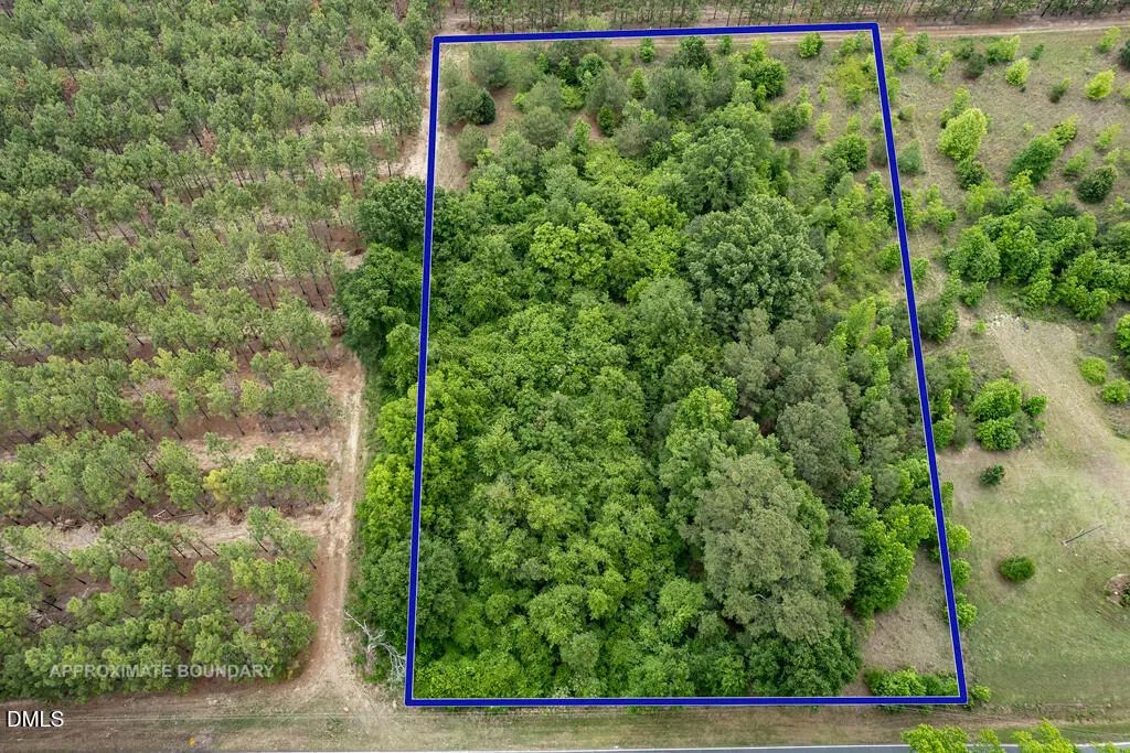 401 Johnson Pond Road, Red Springs