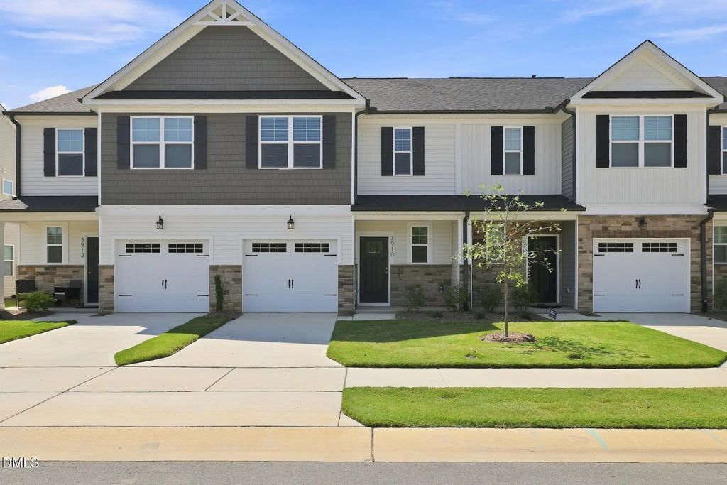 3910 Well Fleet Drive, Willow Springs