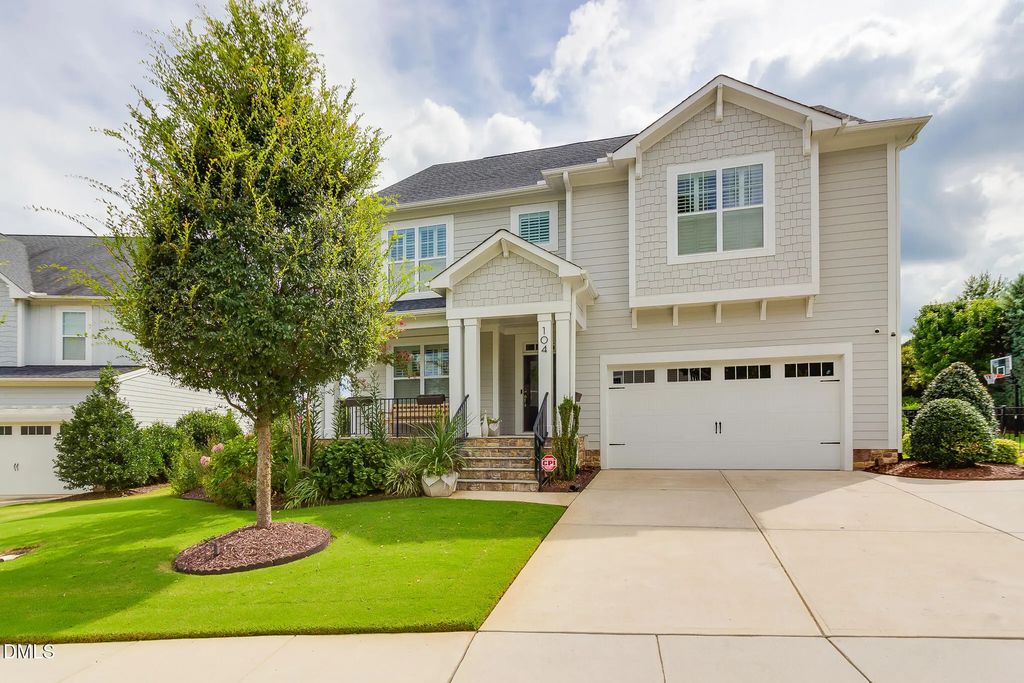 104 Hackamore Lane, Raleigh