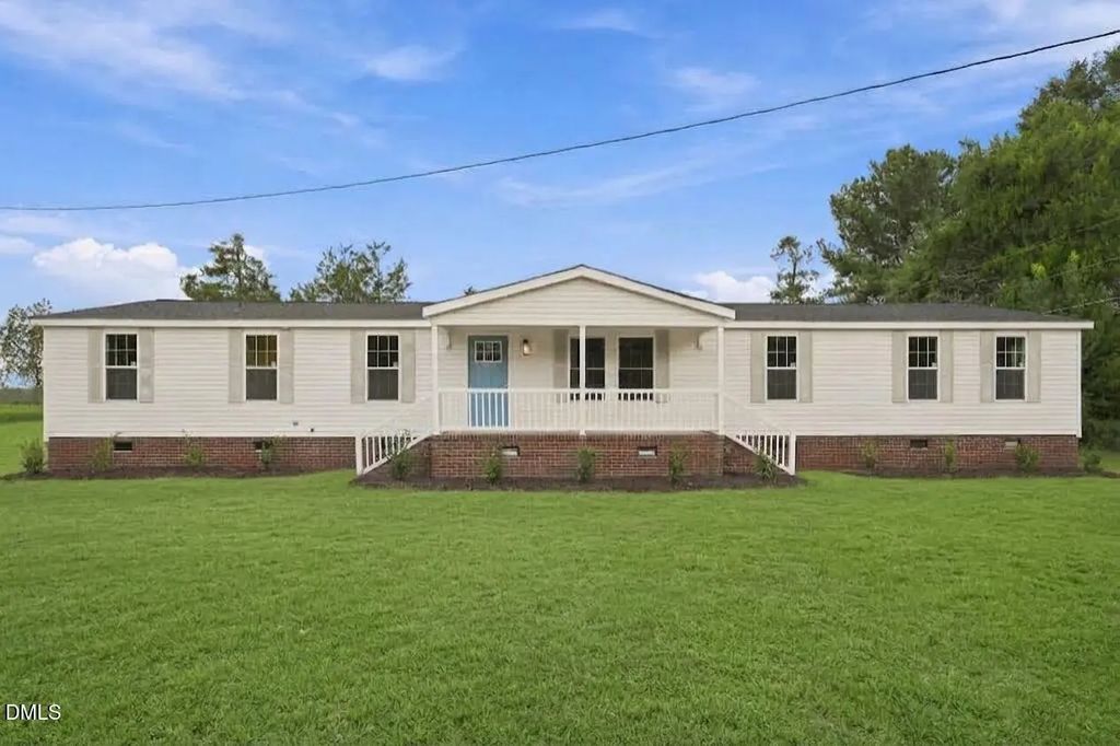 794 W Pleasant Hill Road, Pink Hill