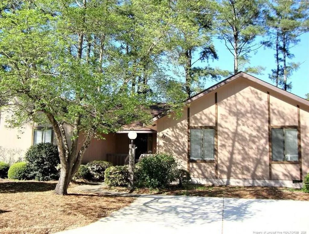 6746 Irongate Drive B, Fayetteville