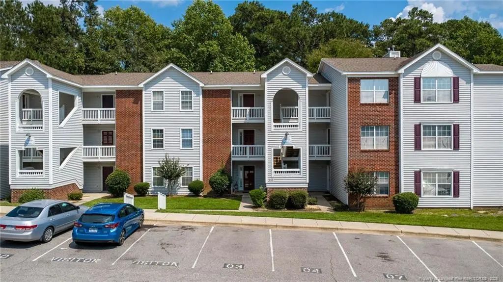 309 Waterdown Drive 7, Fayetteville