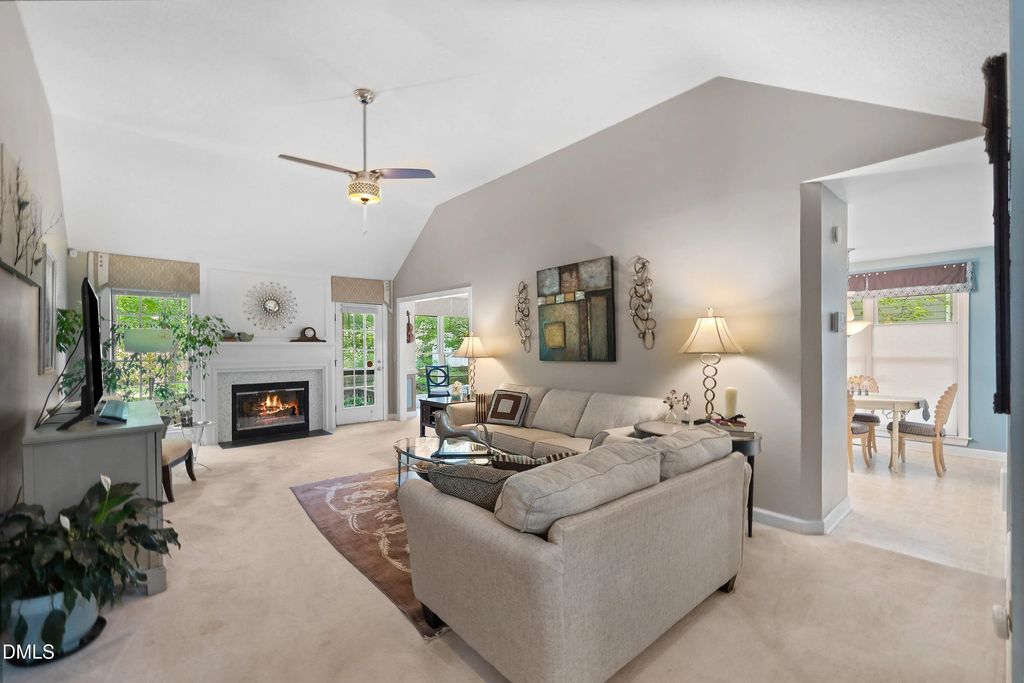 119 E Laurenbrook Court, Cary