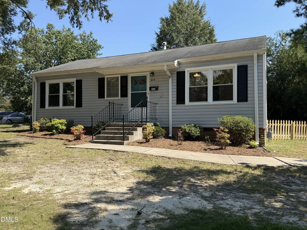 213 Watson Drive, Burlington
