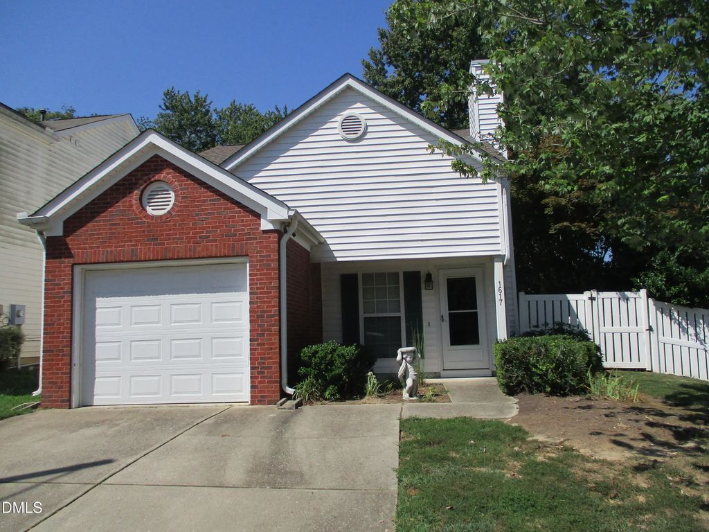 1617 Beacon Valley Drive, Raleigh