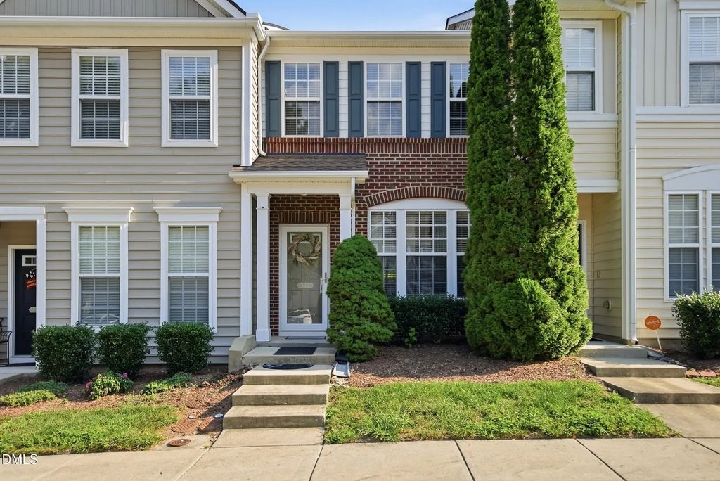 5311 Crescentview Parkway, Raleigh