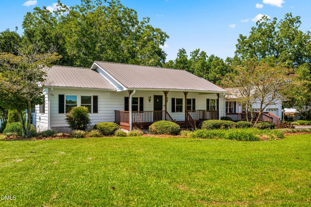 8043 Crawford Currin Road, Oxford