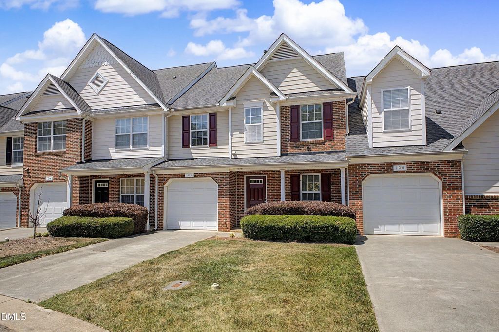 102 Anamoor Drive, Cary