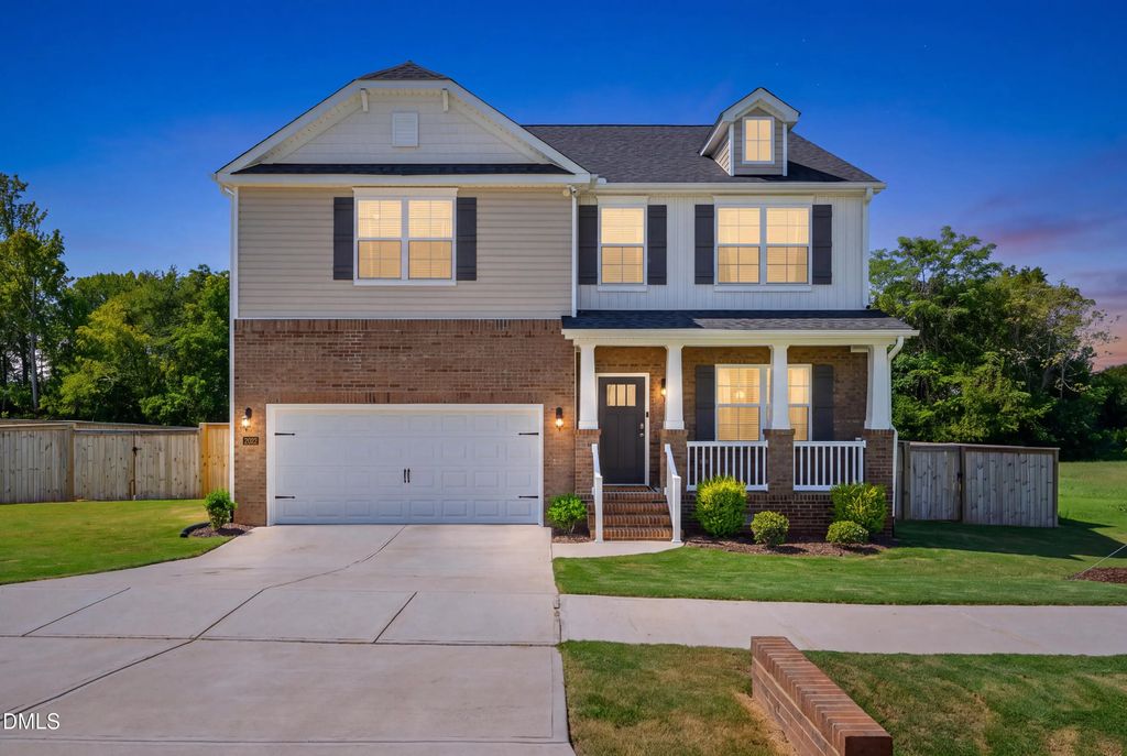 2023 Rosebank Way, Mebane