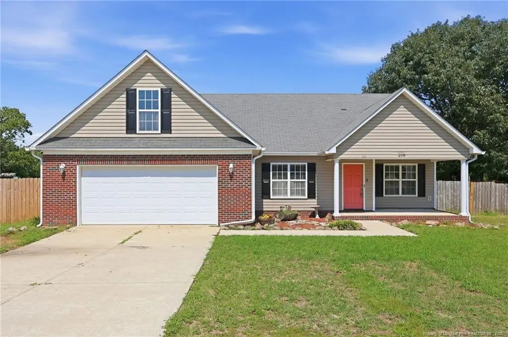 205 Bonney Lane, Fayetteville