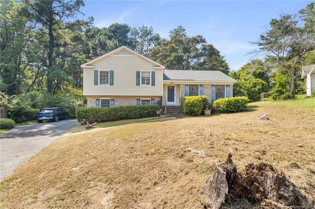 453 Bay Shore Drive, Fayetteville
