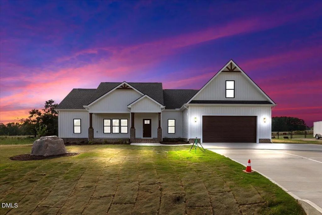 1420 Scarlet Oak Road, Spring Hope