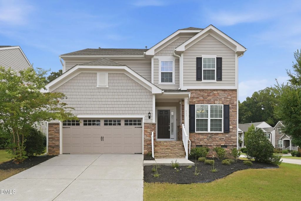 237 Oakmere Drive, Cary